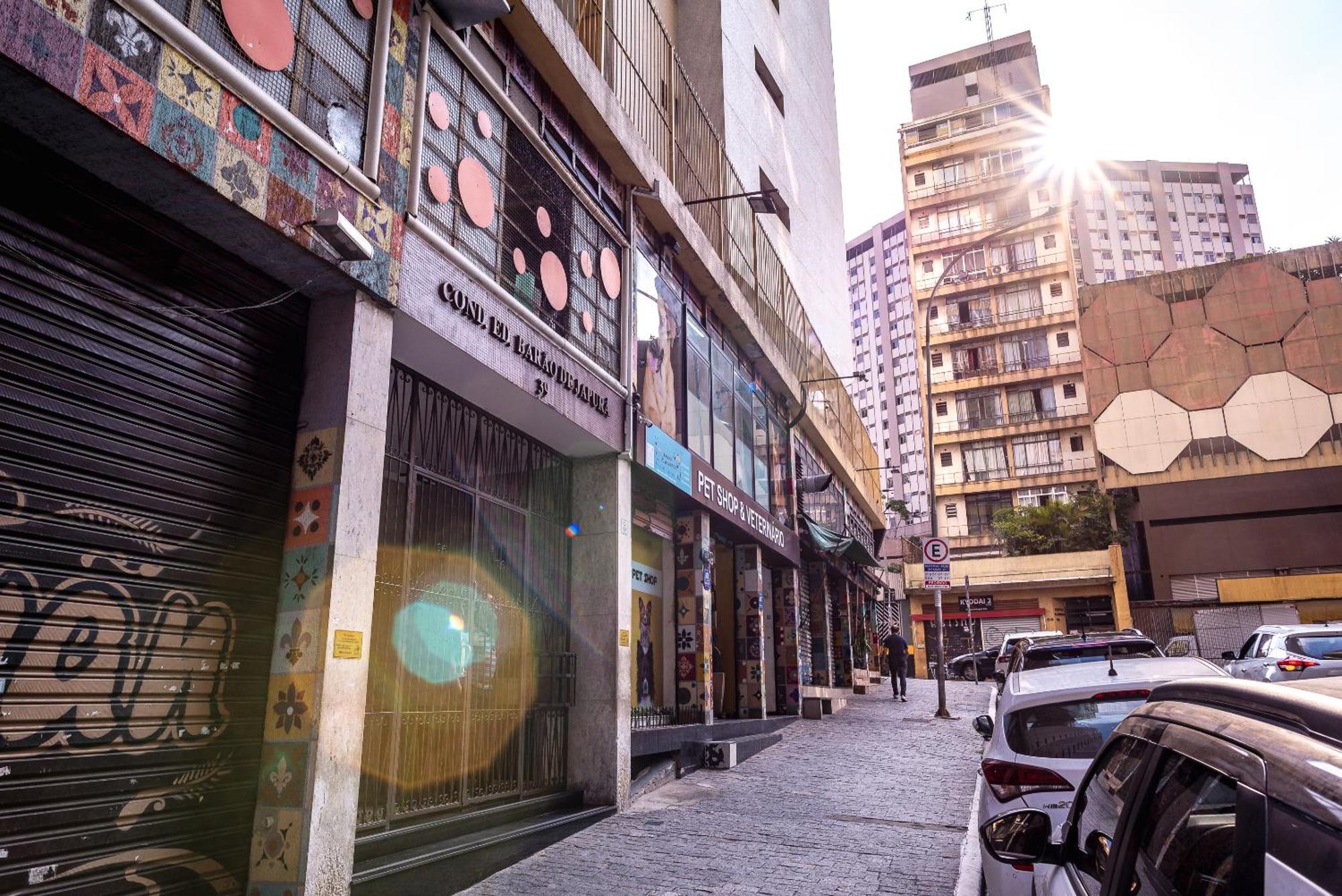 Ap Na Bela Vista, Proximo Ao Bexiga, Privativo E Completo *